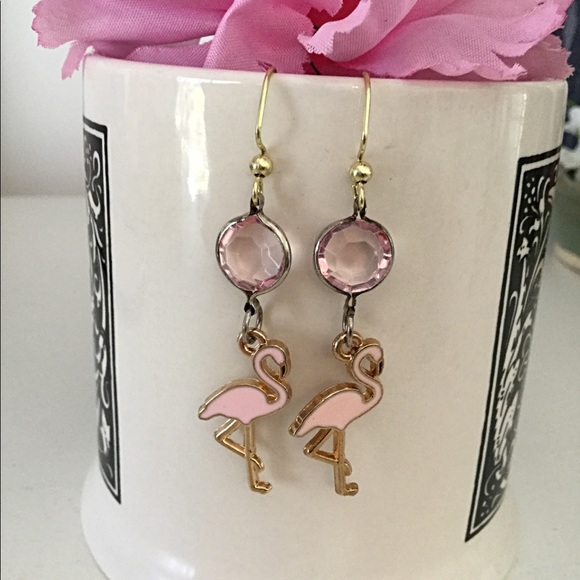 SALE 🌸 Pink Flamingos Earrings Pink Beads - Picture 6 of 8
